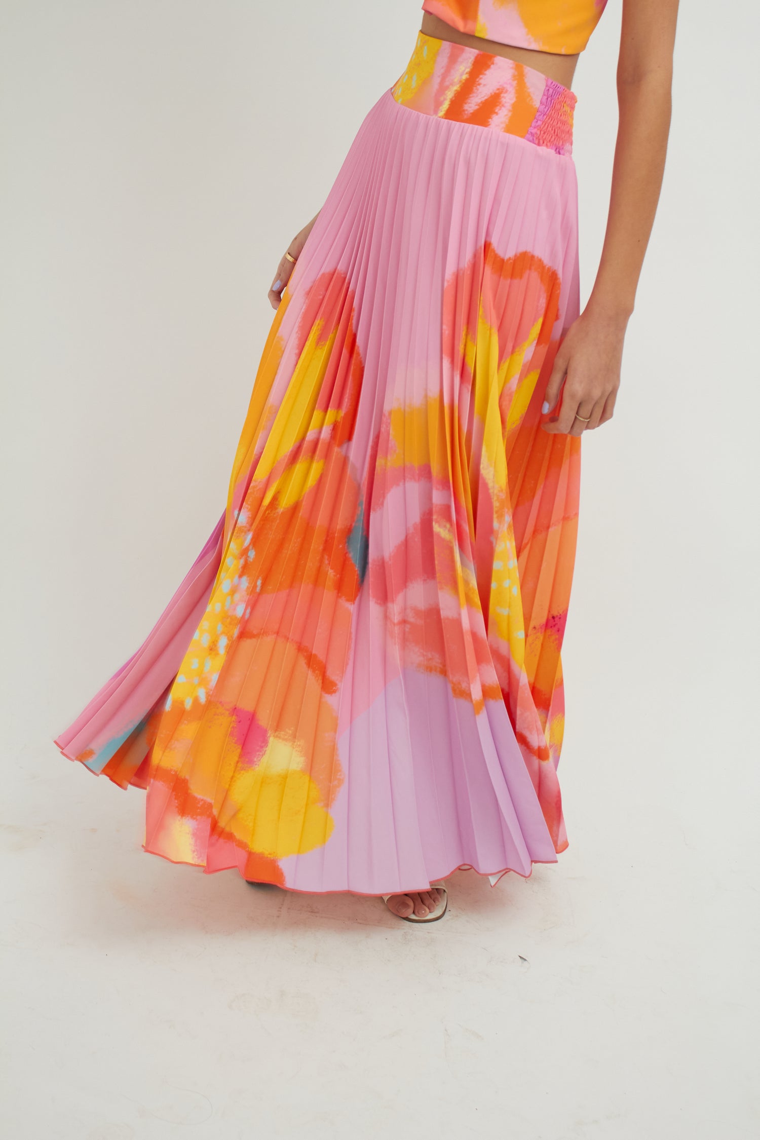 Free Pleated Rhythm of Colors Skirt